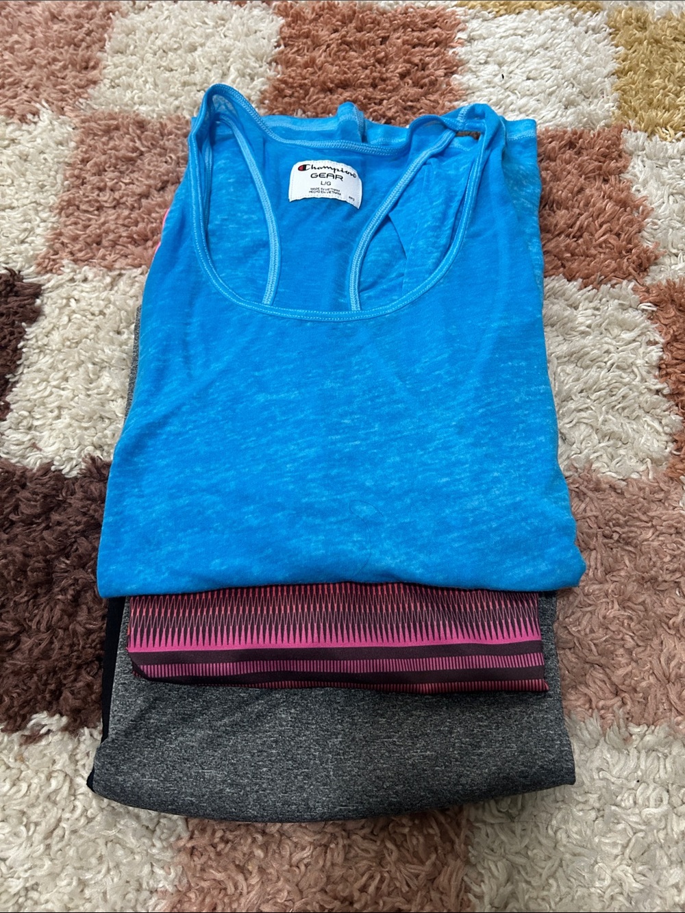 Workout tank bundle lot of 3 size Medium and Large GUC